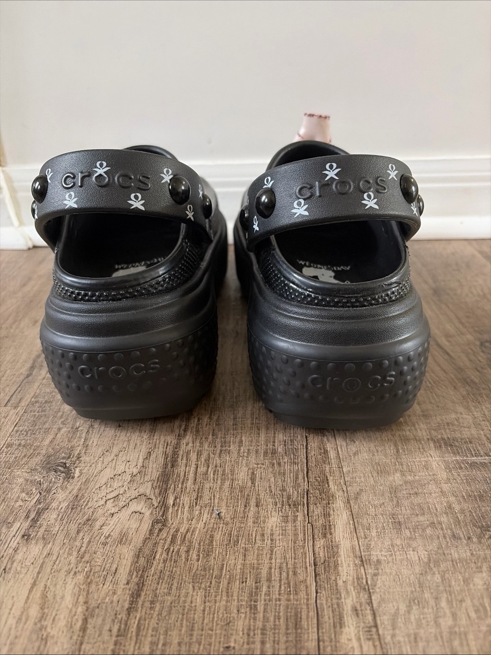 WEDNESDAY ADDAMS X CROCS STOMP CLOGS - Size 6 Mens Size 8 Women's - New Other - Picture 6 of 15